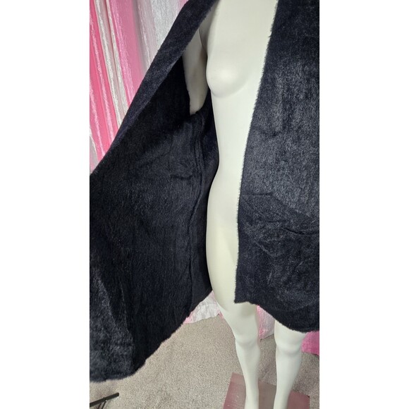 LOVE TOKEN Black Faux Fur Cozy Open Front Cardigan Size Large - Picture 6 of 12